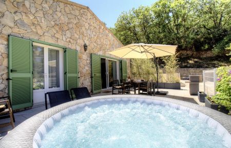 Ferienhaus Nr.55320 Cateri - Corse - G&icirc;te &agrave; Cateri, La Balagne, Haute-Corse, labellis&eacute; G&icirc;tes de France : la terrasse le spa
