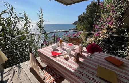 Ferienhaus Nr.61381 Brando - Corse - G&icirc;te &agrave; Brando, Grand Bastia, Haute-Corse, labellis&eacute; G&icirc;tes de France : la terrasse avec vue mer