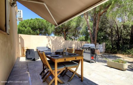 Ferienhaus Nr.61571 Calvi - Corse - G&icirc;te &agrave; Calvi, Balagne, Haute-Corse, labellis&eacute; G&icirc;tes de France : la terrasse