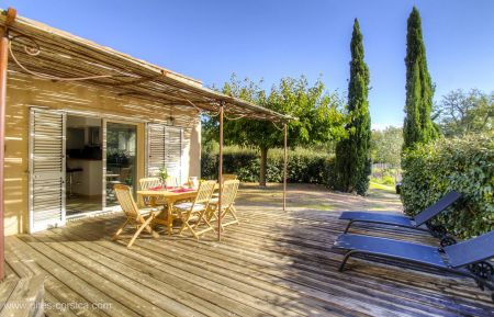 Gite à Porto-Vecchio; le Sud Corse, Labellisé Gîte de France : la maison et la terrasse Ferienhaus Nr.27601 Porto-Vecchio - Corse - Gite à Porto-Vecchio; le Sud Corse, Labellisé Gîte de France : la maison et la terrasse